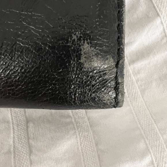 EUC BURBERRY BIFOLD WALLET BLACK ALL LEATHER - Picture 7 of 7